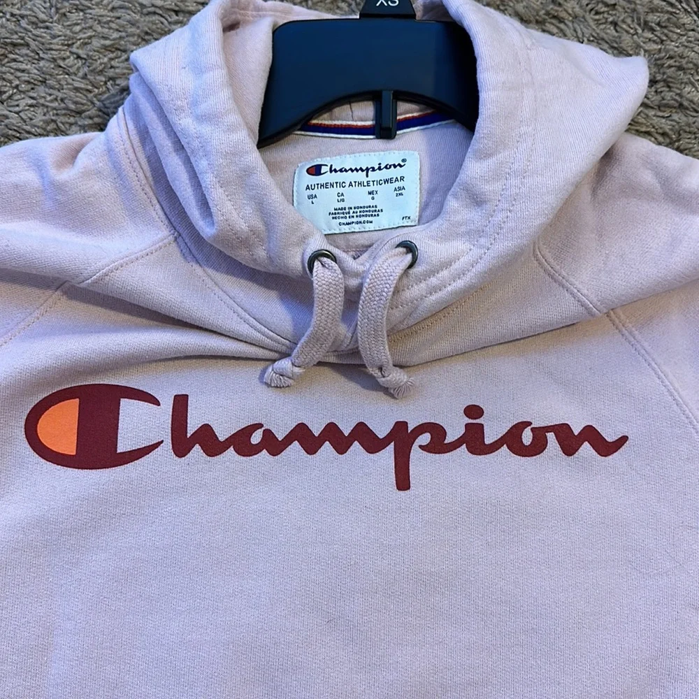 Women’s large pink champion sweatshirt - Picture 3 of 4